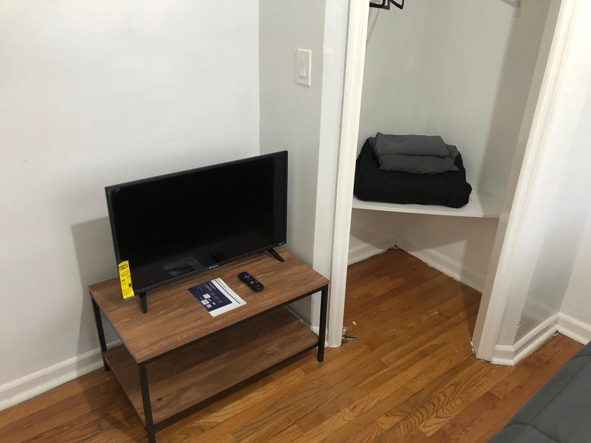 Private 2 Bedroom And 1 Bathroom House In A Quiet Area And Convenient To Nyc Bus And Train Perth Amboy Exterior foto